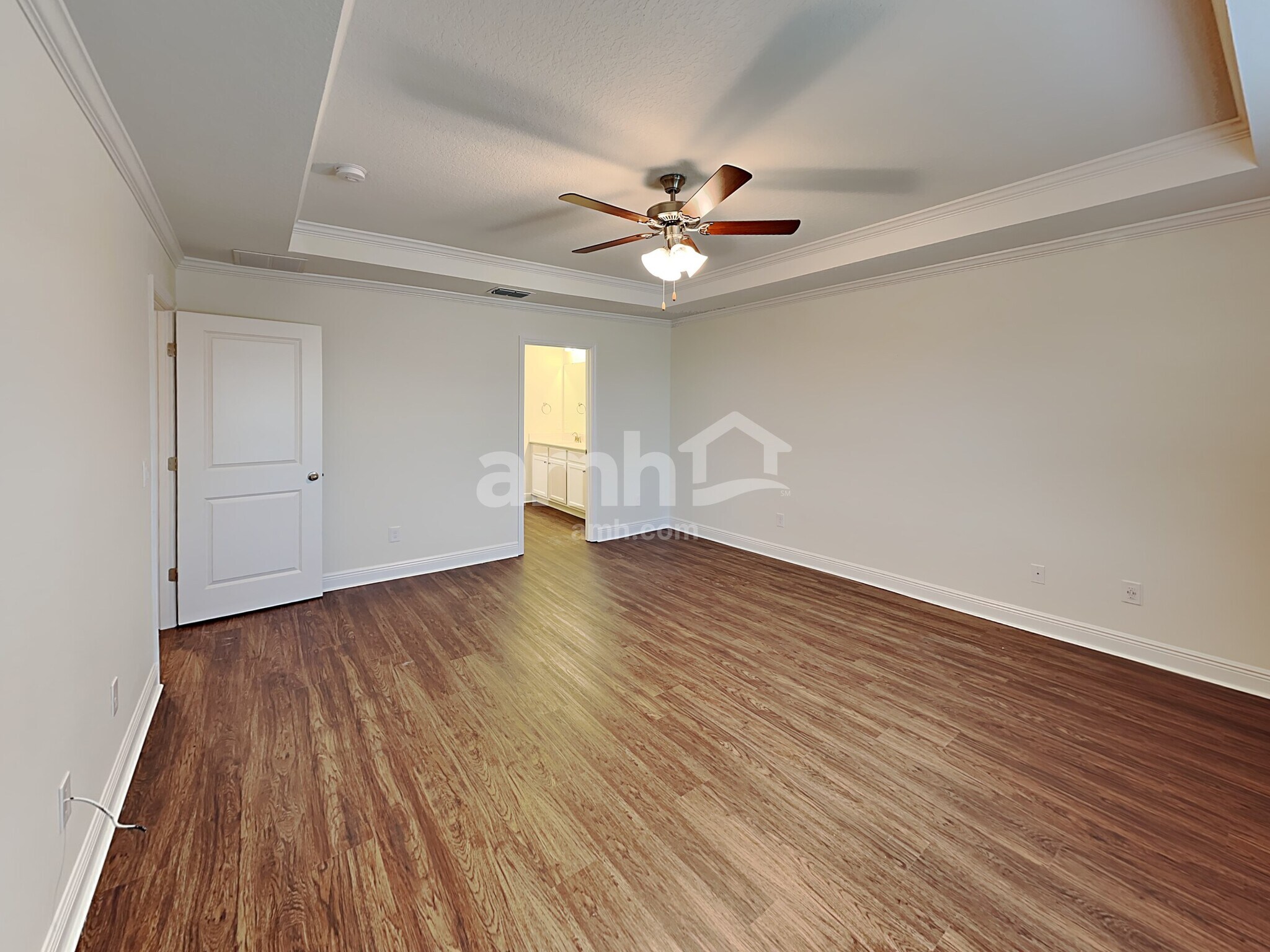 Building Photo - 815 Heavenly Dr