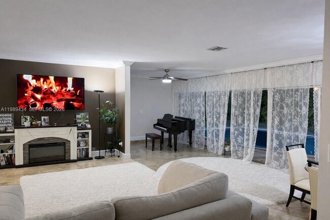 Building Photo - 13451 SW 74th Ave