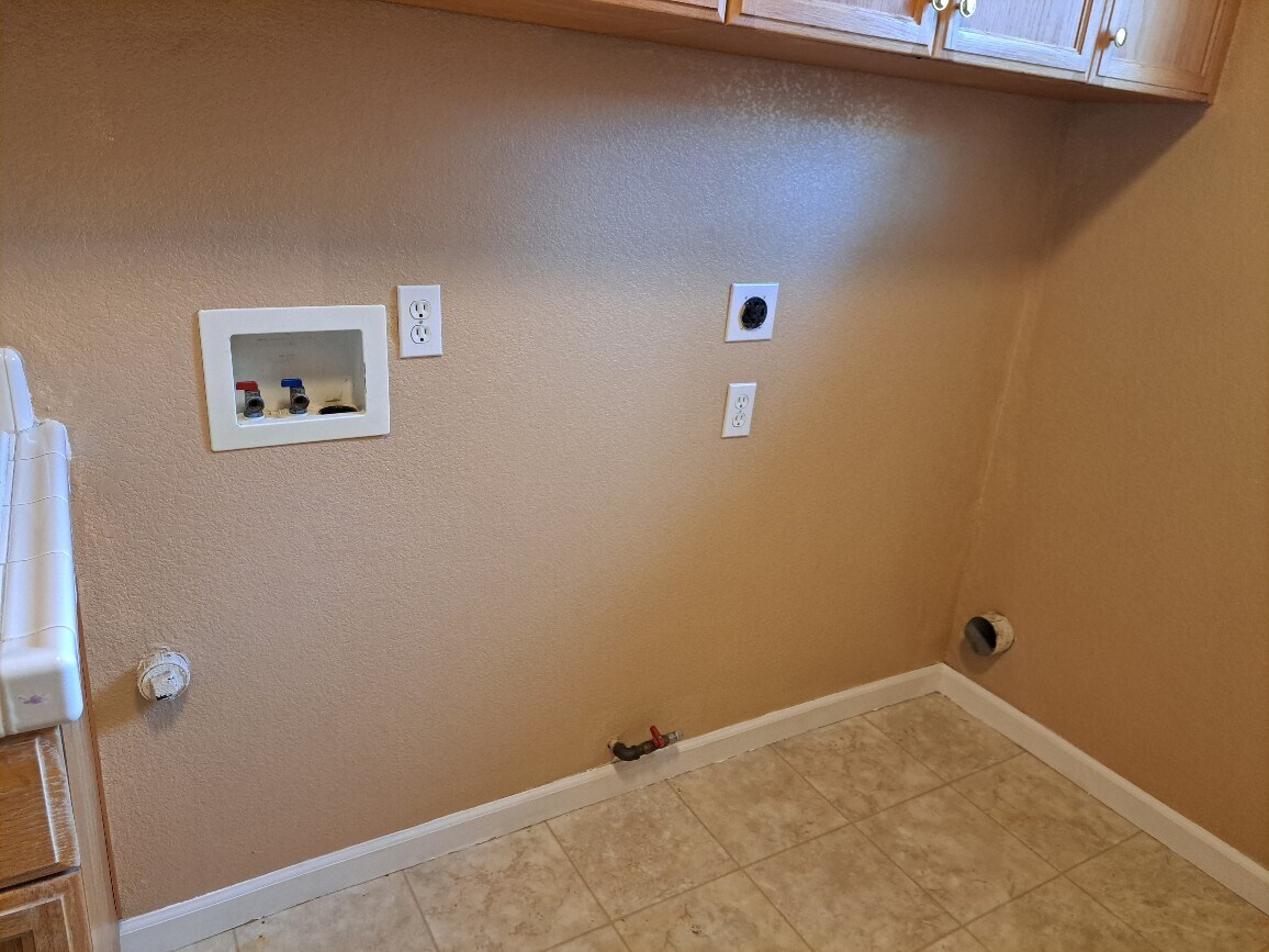 Building Photo - 3012 Bergamo Ct