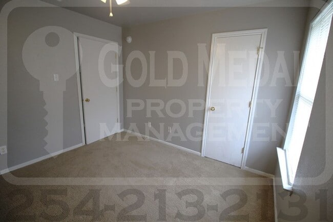 Building Photo - 1408 Pima Trail