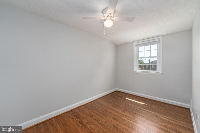 Building Photo - 8321 Byington Rd