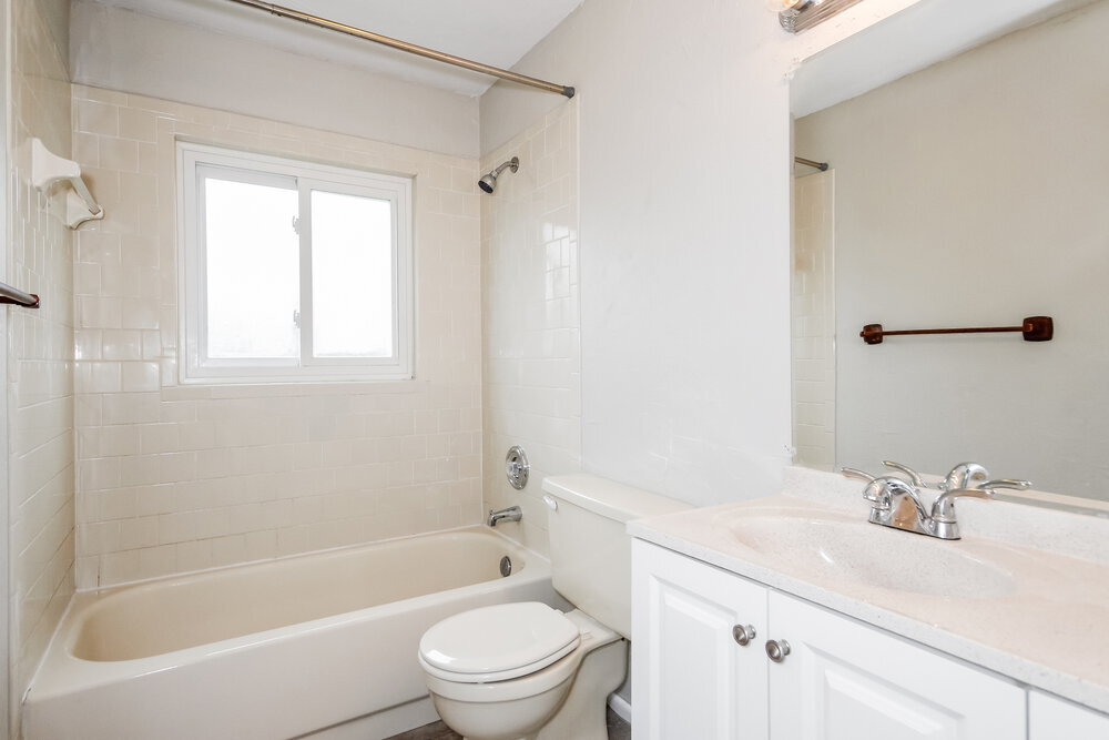 Building Photo - 15713 Woodshed Pl