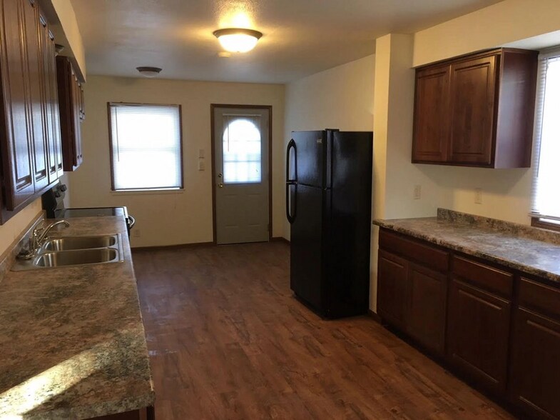 Building Photo - 2115 Olive St