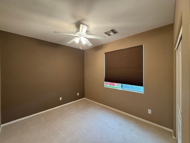 Building Photo - 2 Bedroom Single Story Home Available in Arizona Traditions Retirement Community Located Near Bel...