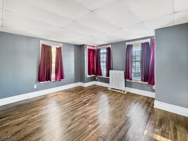 Building Photo - 62 Summit Ave