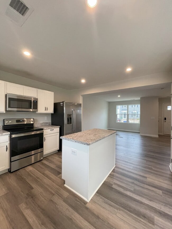 Building Photo - Charming 3 Bed, 2.5 Bath Rental in Anderson, SC - Perfect for Your Family!