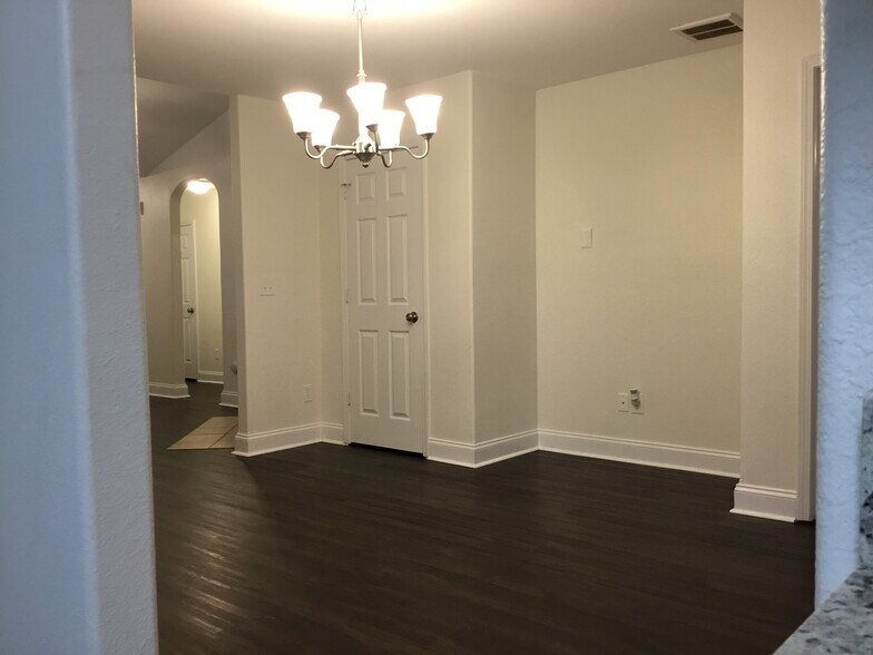 Building Photo - 4817 Bridgton Pl Dr