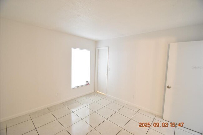 Building Photo - 6618 N Church Ave
