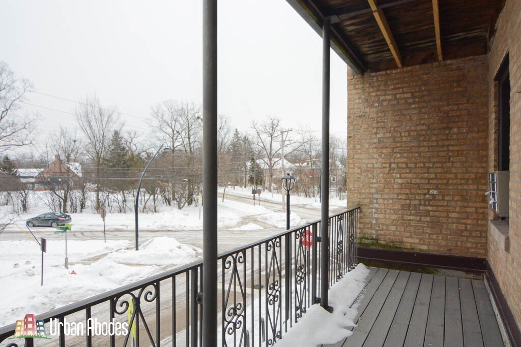 Building Photo - 730 Judson Ave