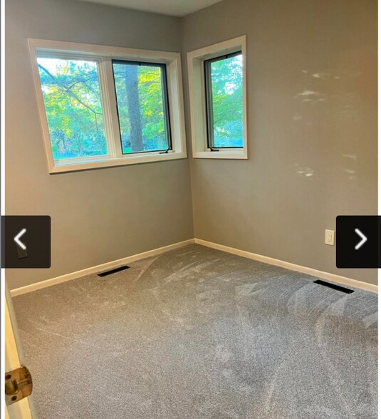 Building Photo - 1302 Hillburn Ave NW