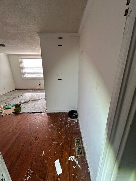 Building Photo - 4330 Blair Ave