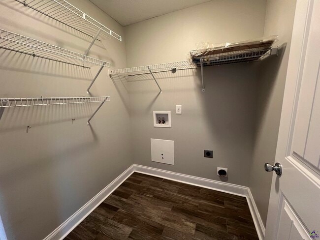 Building Photo - 114 Tahoe Ln