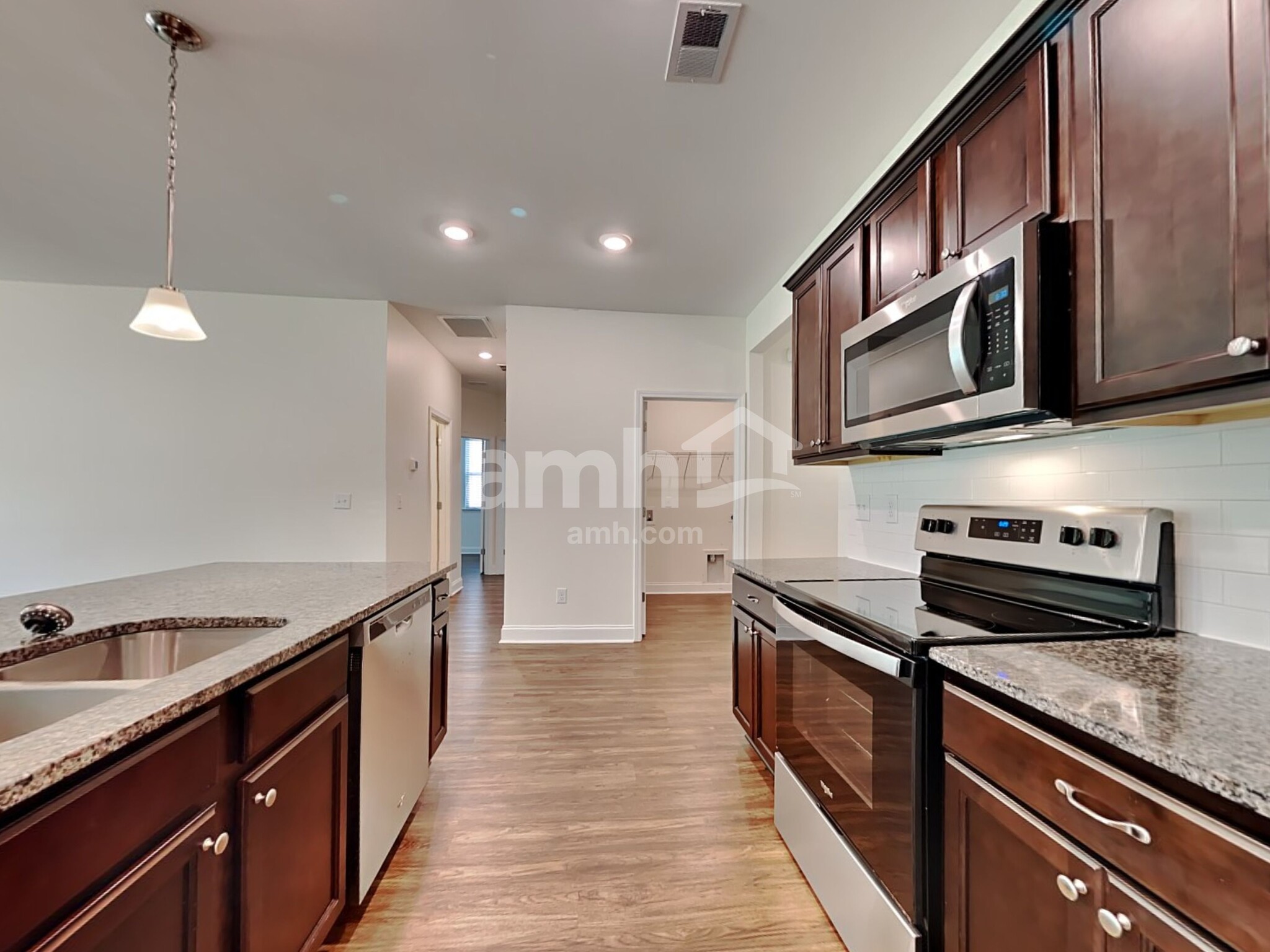 Building Photo - 116 Sweet Gum Dr