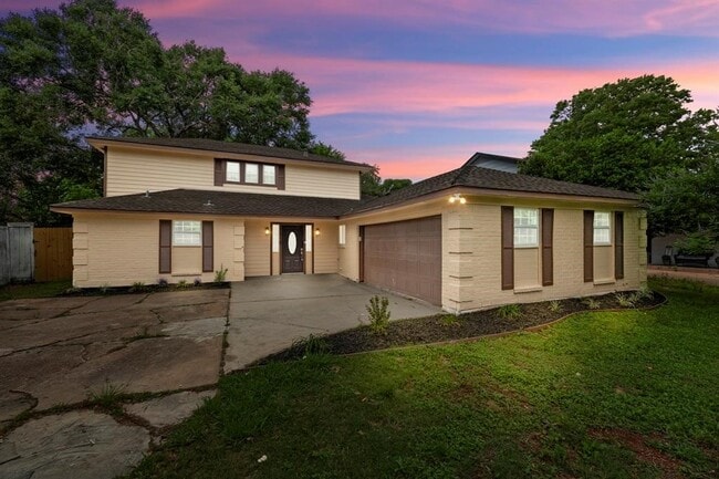 Primary Photo - 1819 Redwood Ct