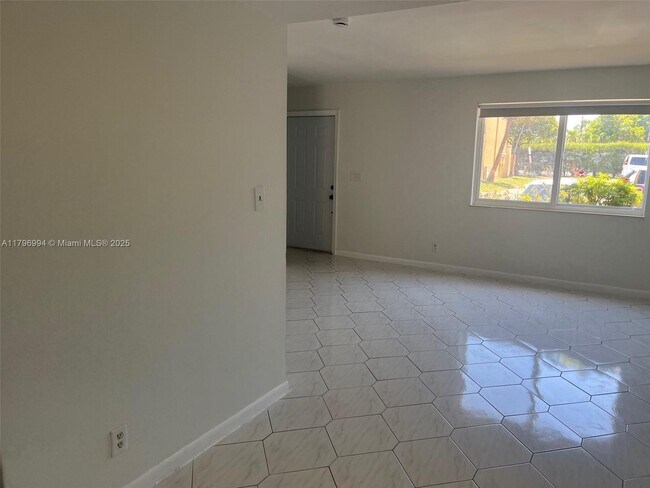 Building Photo - 5624 Blueberry Ct