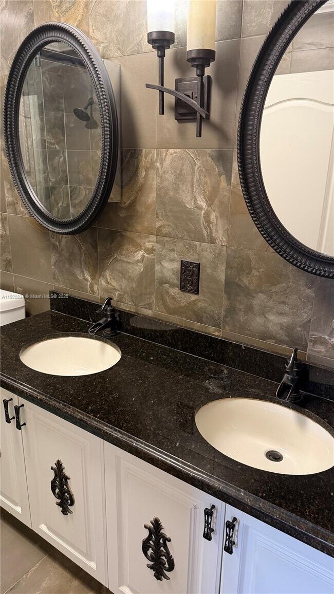 Building Photo - 721 NW 135th Way