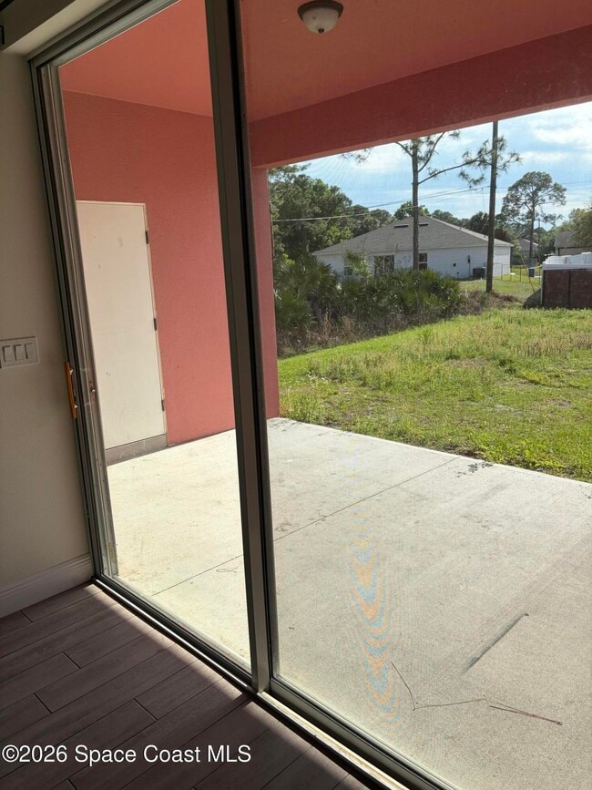 Building Photo - 1850 Jupiter Blvd SW