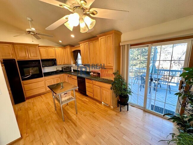 Building Photo - 19907 E Crestline Pl