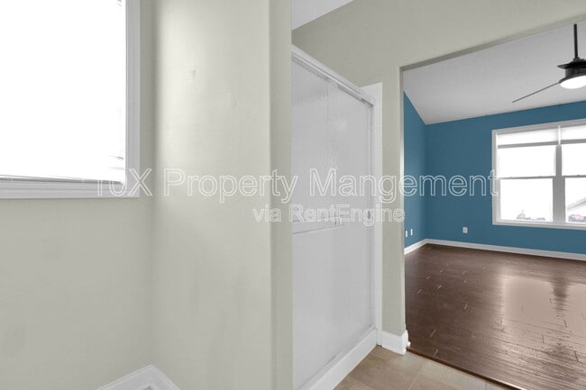 Building Photo - 112 Kenton Ct
