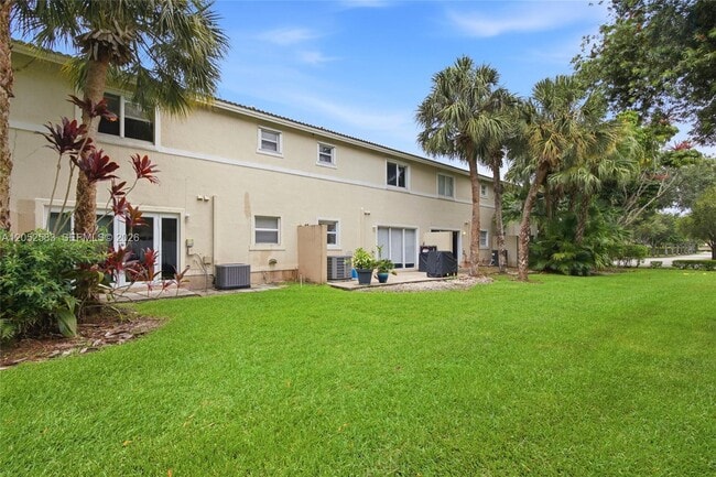 Building Photo - 2293 NW 170th Ave