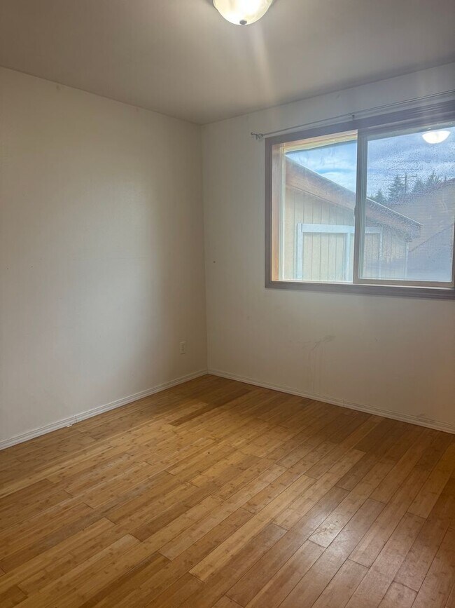 Building Photo - Charming 3-Bedroom Home in the Heart of Tenino