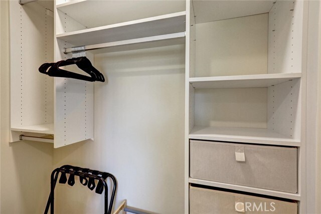 Building Photo - 1591 Pegasus St