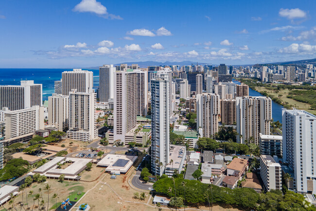 Diamond Head Vista - 2600 Pualani Way Honolulu HI 96815 | Apartment Finder