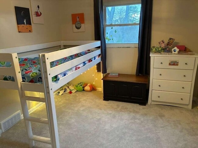 Building Photo - 65 S Gould Rd