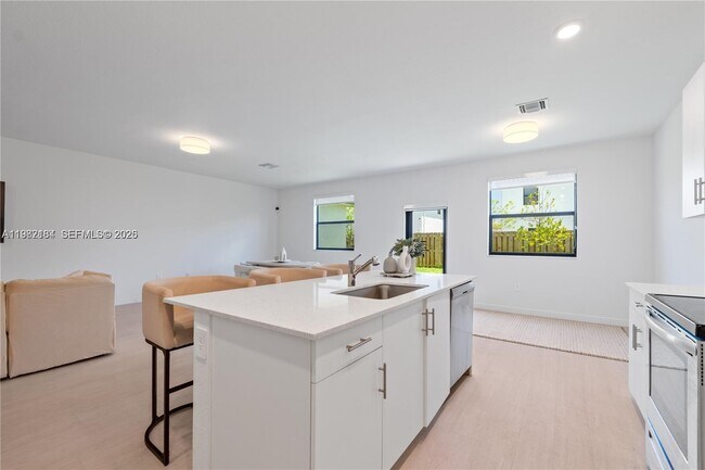 Building Photo - 11932 SW 241 Ter