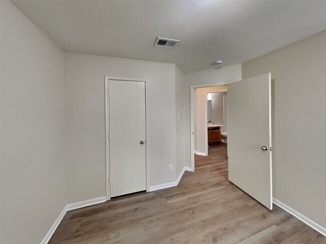 Building Photo - 12038 Green Butte Ct