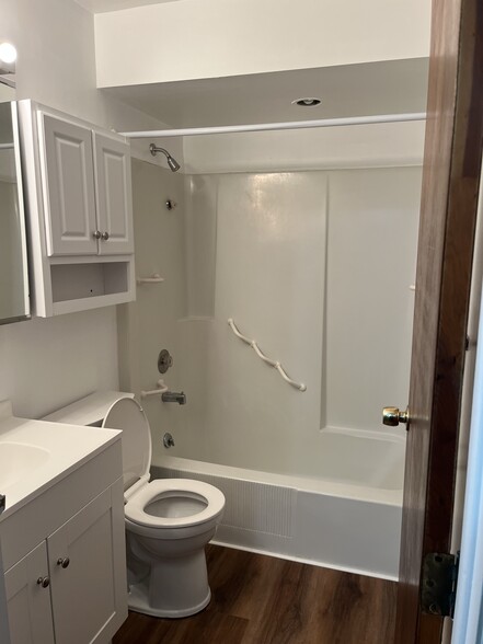 Building Photo - 169 Wyndcrest Ct