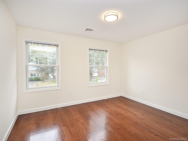 Building Photo - 30 Dunes Ln