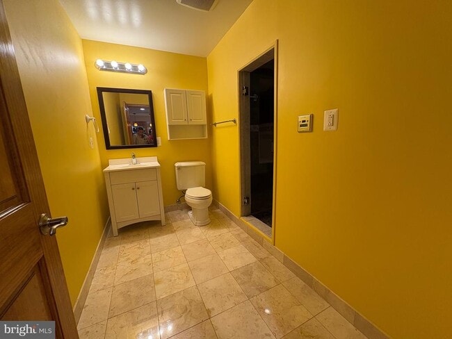 Building Photo - 38 Cherry Hill Dr