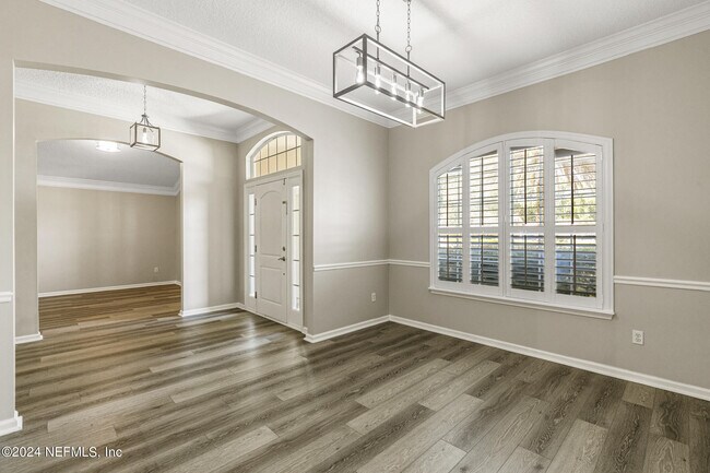 Building Photo - 1892 Vista Lakes Dr