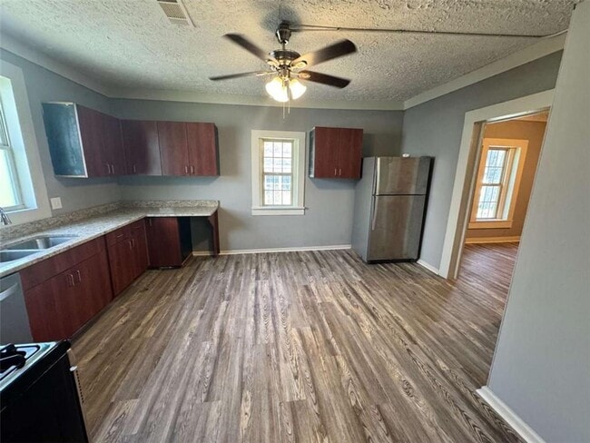 Building Photo - 74 M.L.K. Jr Dr