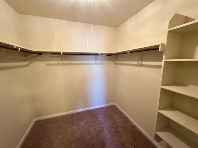 Building Photo - 315 Wildcat Dr