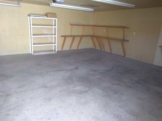 Building Photo - Double Wide on a Double Lot w/detached Gar...