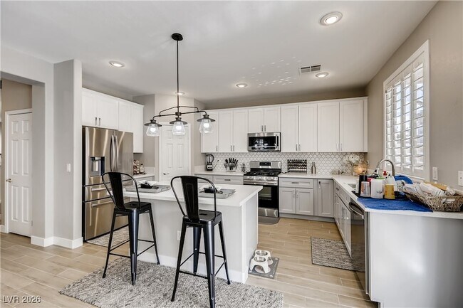 Building Photo - 261 Lenape Heights Ave