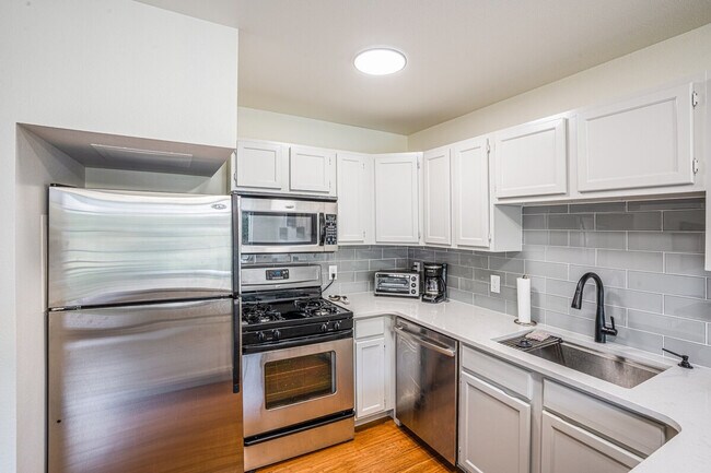 Building Photo - 109 Northstar Ct