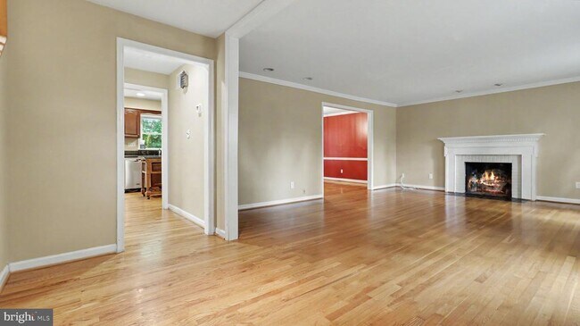 Building Photo - 6770 Baron Rd