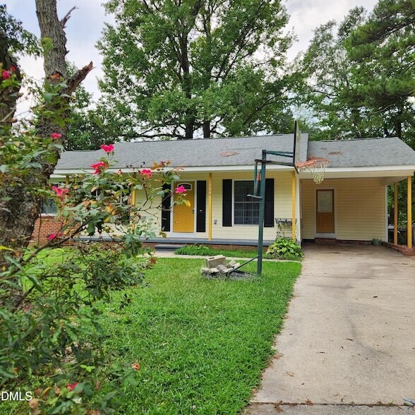 Building Photo - 1208 Thames Ct