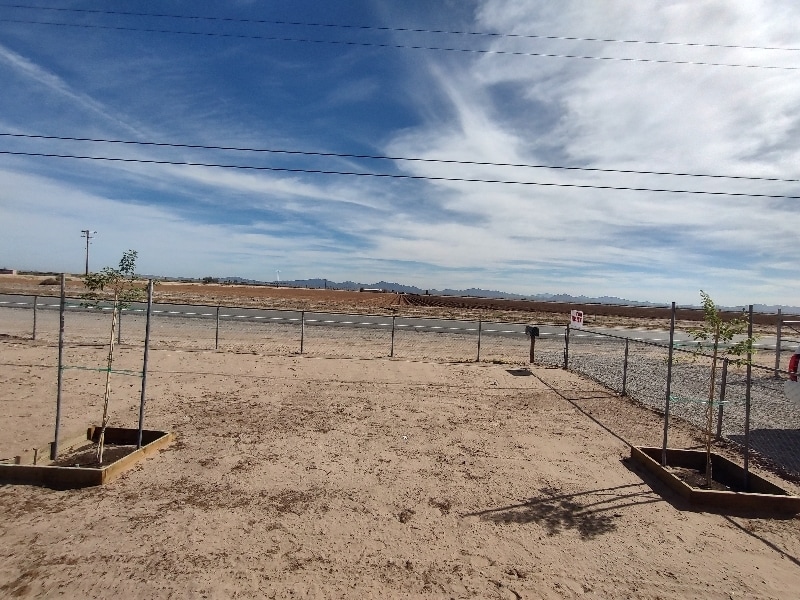 Building Photo - 20041 S Neighbours Blvd