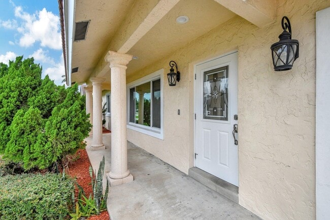 Building Photo - 4471 Brandywine Dr