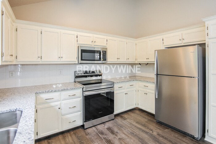 Building Photo - 615 Patrick Dr