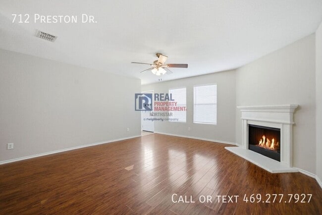 Building Photo - 712 Preston Dr