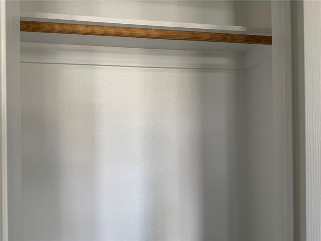 Building Photo - 220 Bonsai Dr