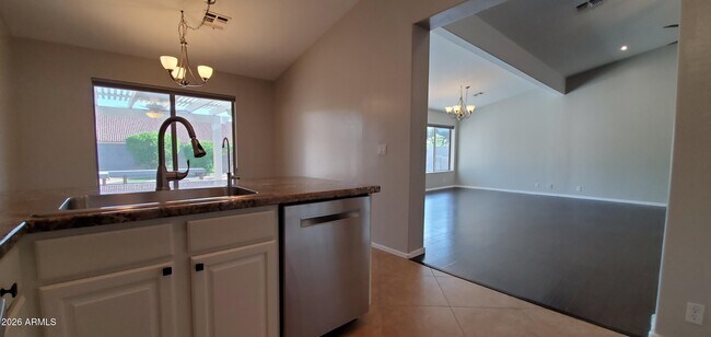 Building Photo - 4117 W Menadota Dr