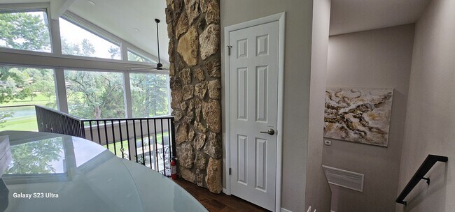 Building Photo - 2280 N Southern Hills Dr