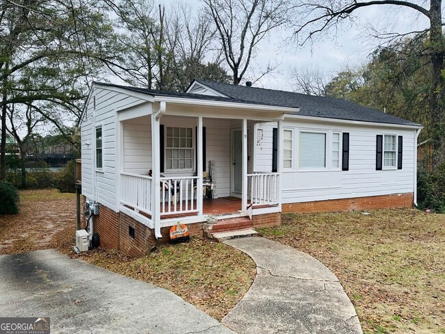 Building Photo - 613 N Greenwood St