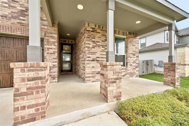 Building Photo - 280 Kat Garnet Dr